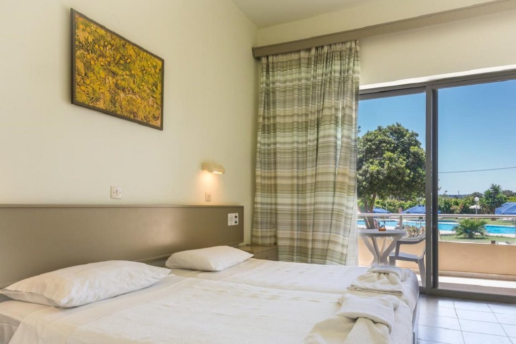 Фото Amira Hotel