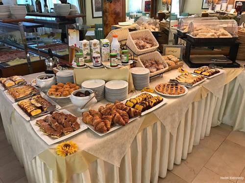 Фото Hotel Kennedy