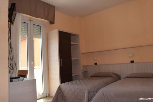 Фото Hotel Bamby