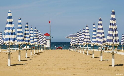 Внешний вид отеля Hotel Derby в Римини, фото 3