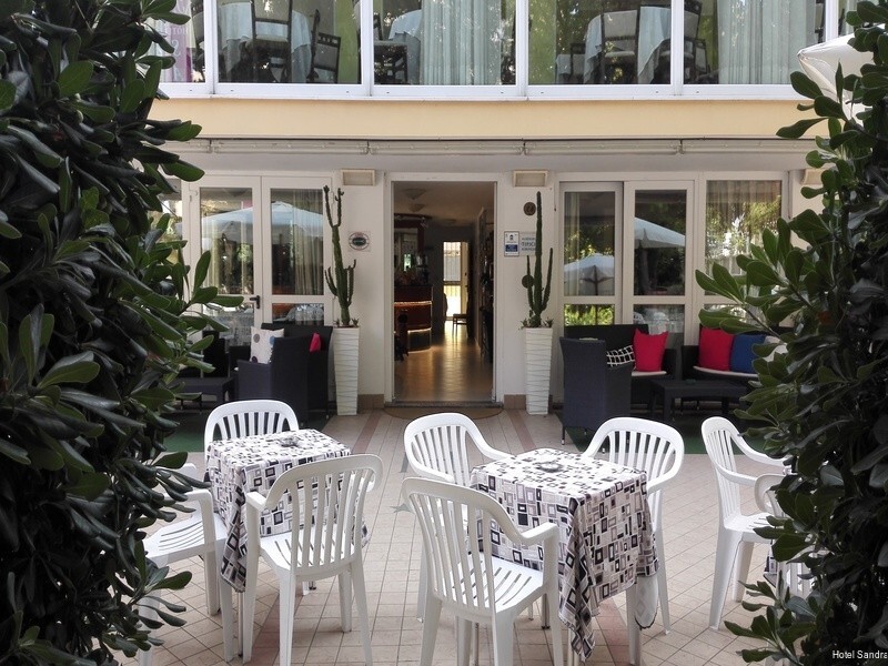 Фото Hotel Sandra