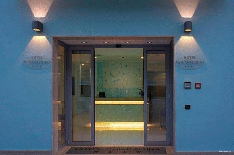 Фото Hotel Chiaraluna
