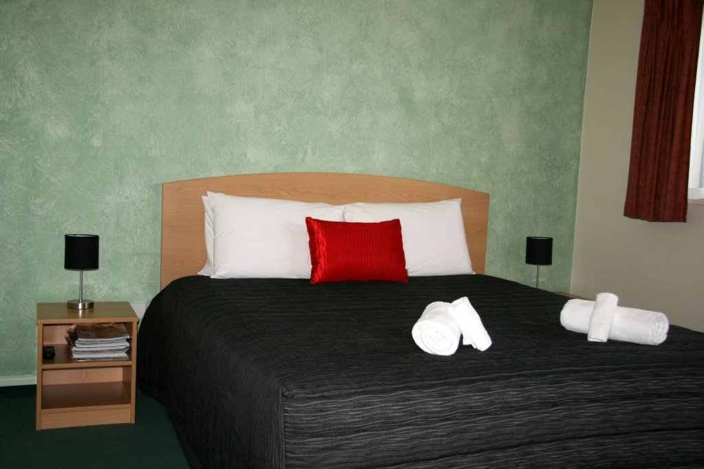 Фото The Lakes Motel Twizel