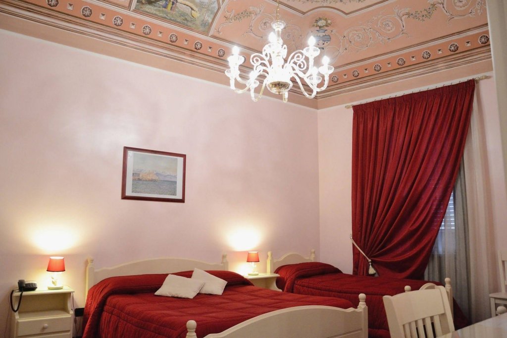 Фото B&b Di Charme Alhambra