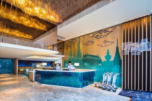 Гостиница Holiday Inn Express Bangkok Sukhumvit 11 в Бангкоке