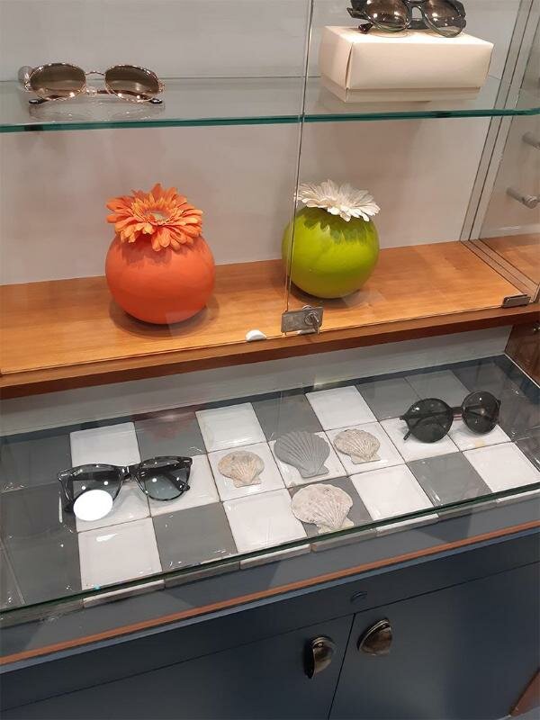 Opticial store Ottica Prisma Nervi, Genoa, photo