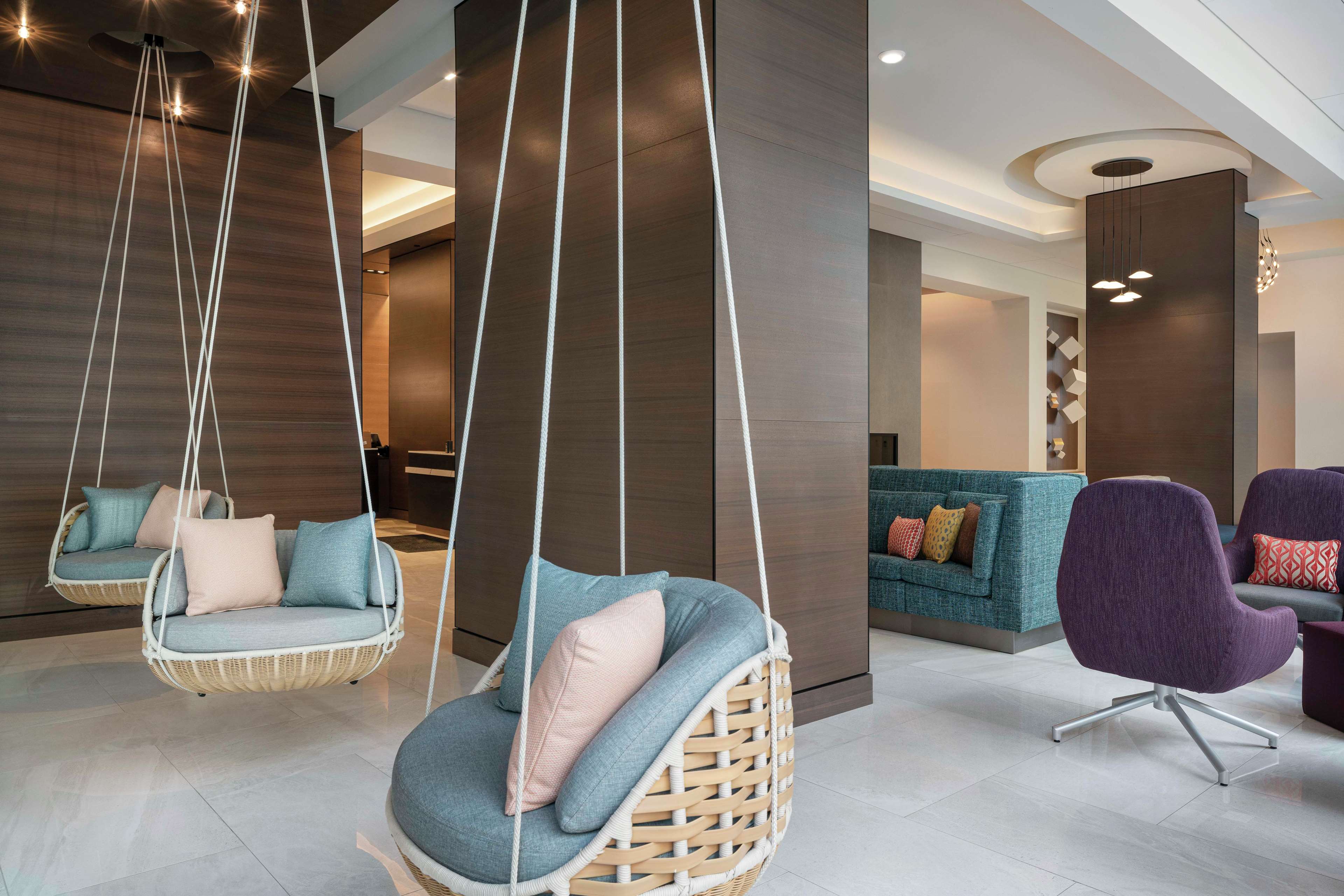 Фото Home2 Suites by Hilton Denver Downtown Convention