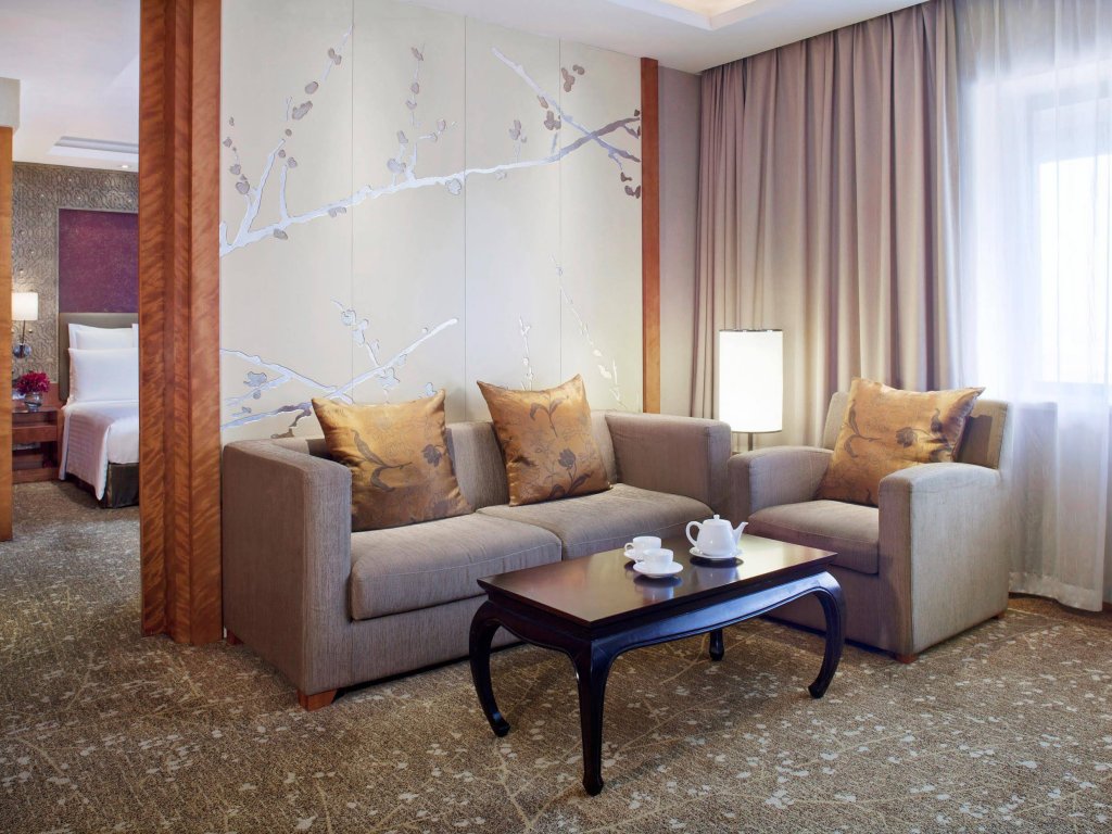 Фото China Hotel