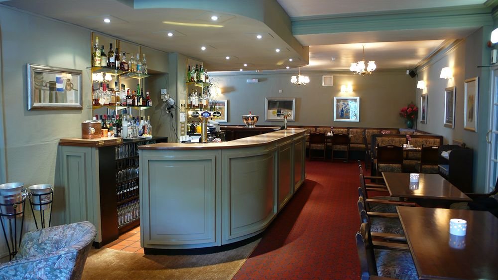 Фото Tweeddale Arms Hotel