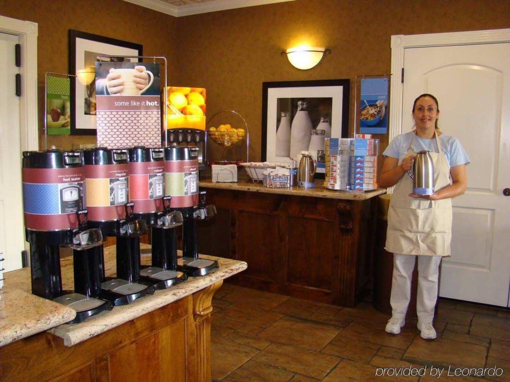 Фото Hampton Inn Ukiah