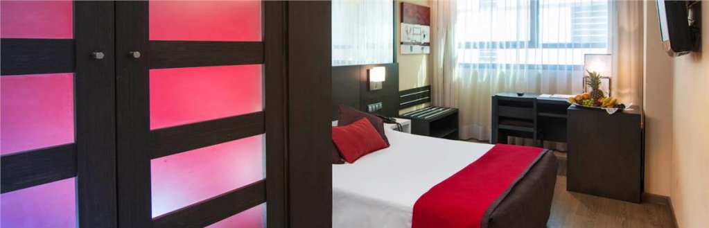 Фото Be Live City Center Talavera