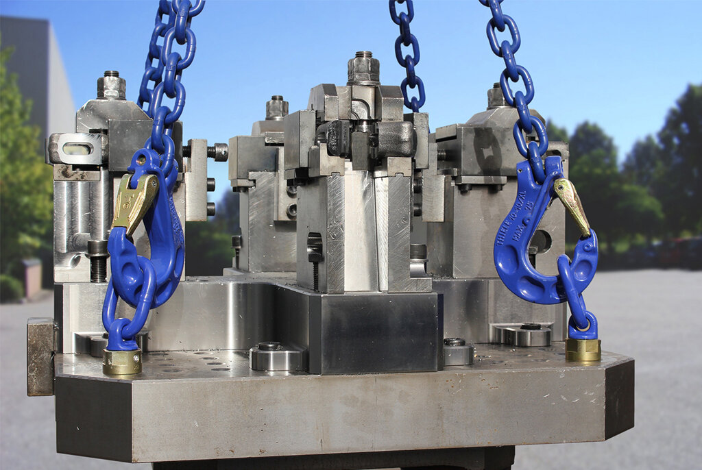 Lifting equipment Taggert Group, Saint Petersburg, photo