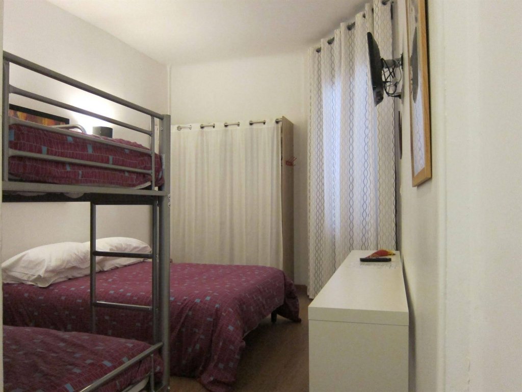 Фото Brit Hotel Colbert Juan les Pins