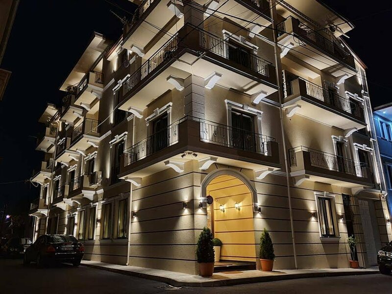 Гостиница Legacy Hotel в Корче