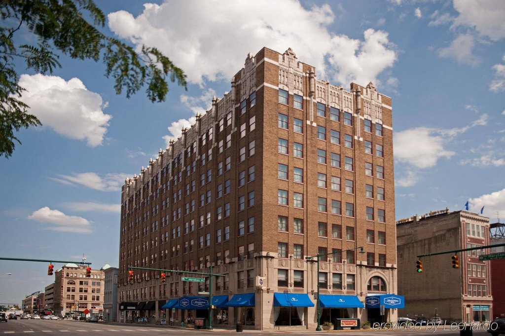 Фото Hampton Inn Indianapolis Downtown Across from Circle Centre