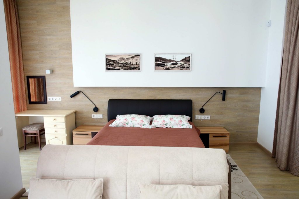 Фото Восток - Запад