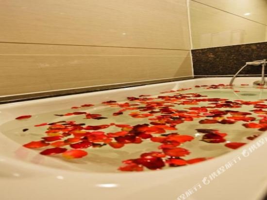 Фото Ramada by Wyndham Manila Central