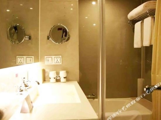 Фото Grand Mercure Urumqi Hualing