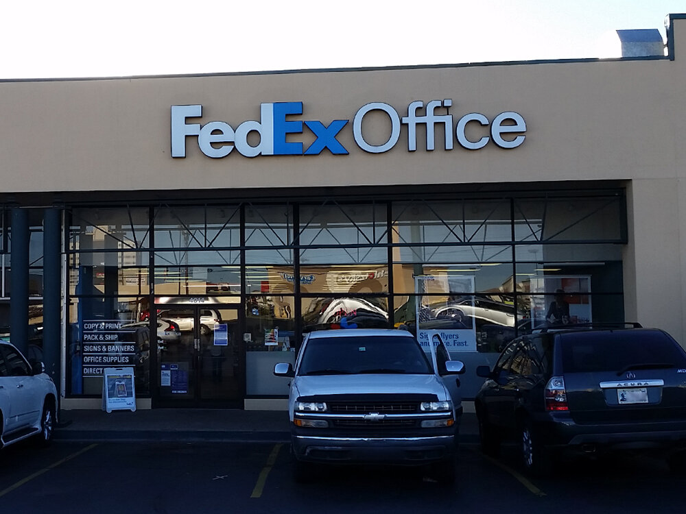 Copy center FedEx Office Print & Ship Center, State of Oklahoma, photo