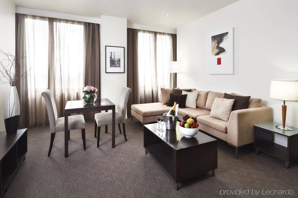 Фото Radisson Hotel on Flagstaff Gardens Melbourne