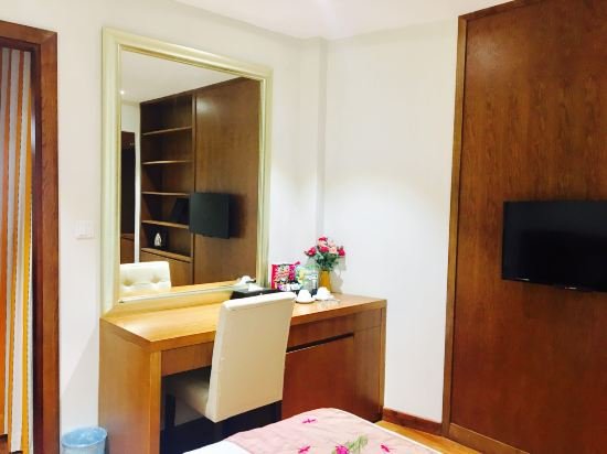 Фото My Hotel Universal Hanoi