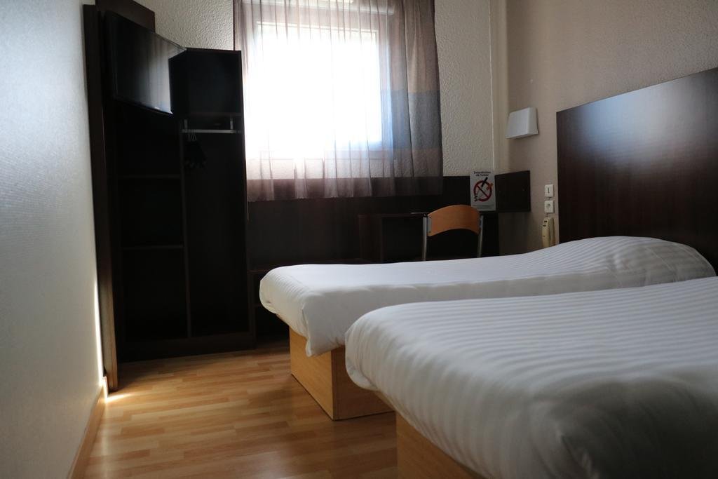 Фото The Originals City, Hôtel Clermont-Ferrand Sud Aubière