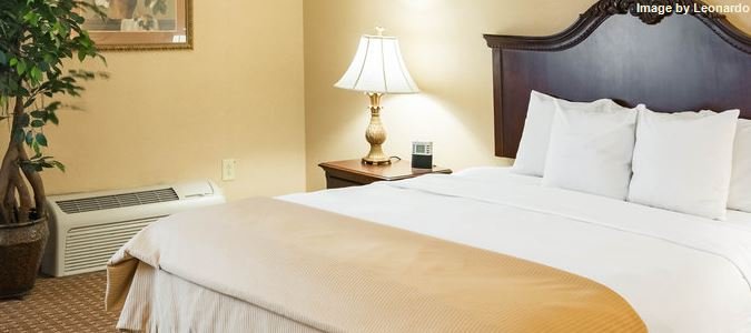 Фото Red Roof Inn & Suites Wilmington - New Castle