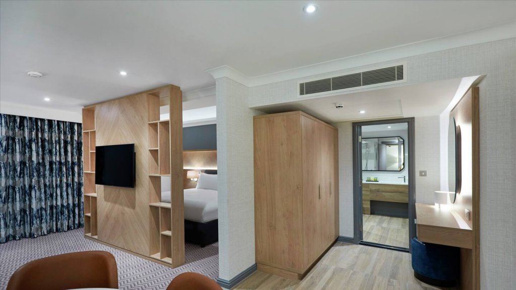 Фото Hilton London Croydon