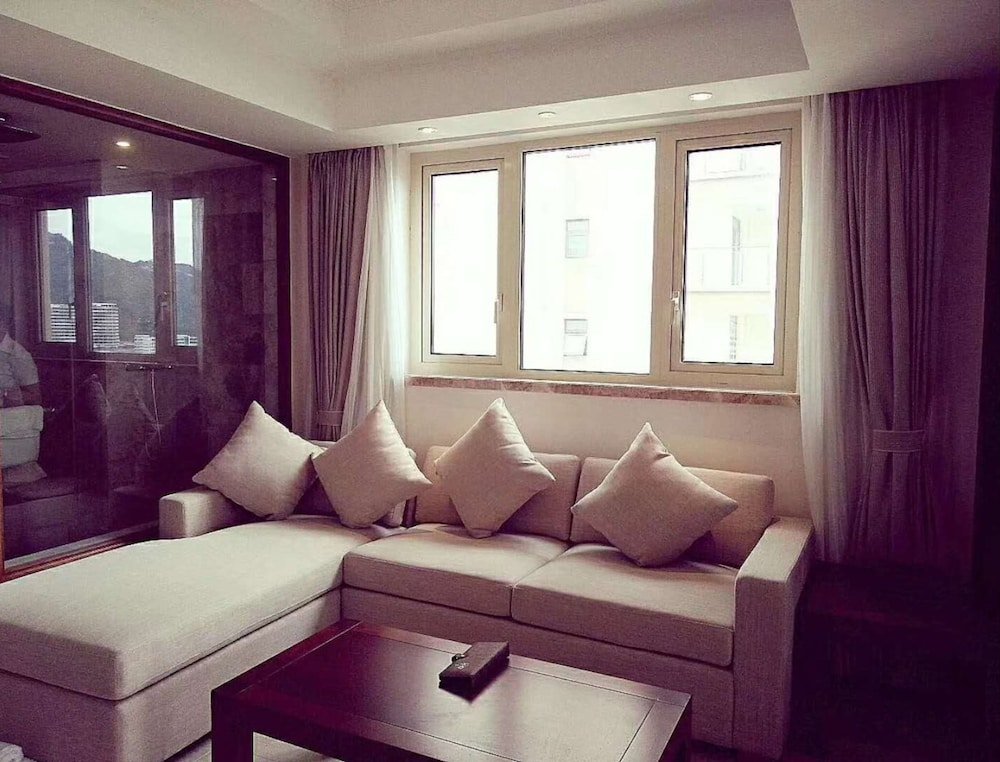 Фото Sanya Baohong Shang Haihuating boutique hotel