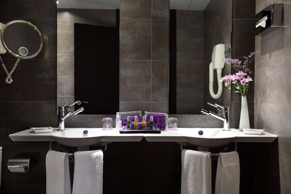 Фото Ayre Hotel Sevilla