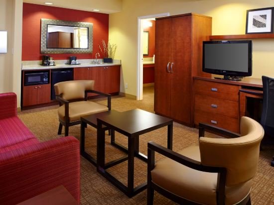Фото Courtyard by Marriott Tampa Oldsmar