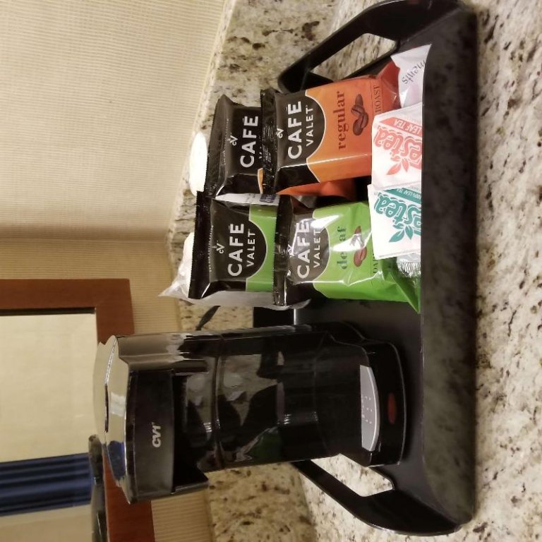 Фото Best Western Plus Silverdale Beach Hotel