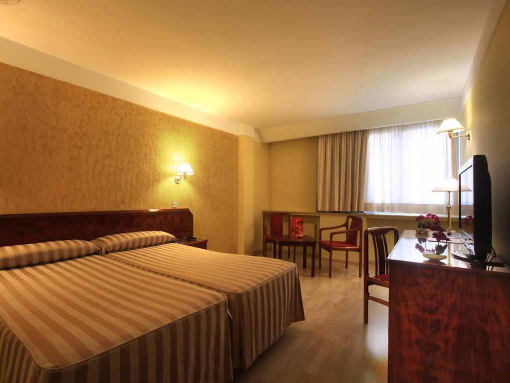 Фото Sercotel Delfos Andorra