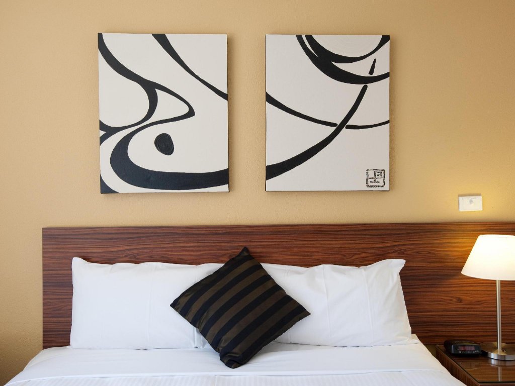 Фото Park Regis City Centre