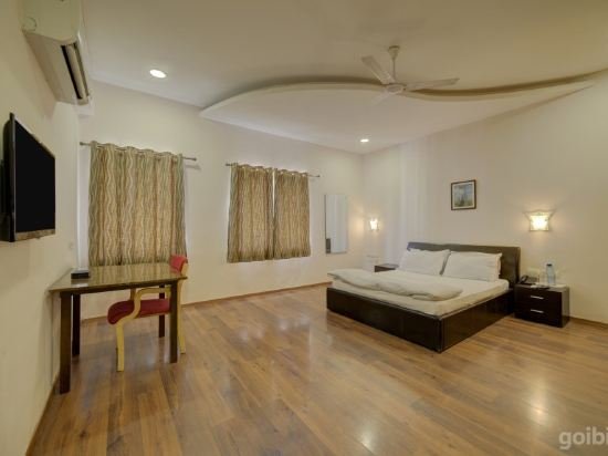 Фото Swan Suites