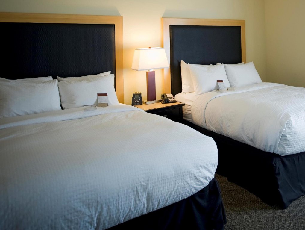 Фото DoubleTree by Hilton Hotel Baton Rouge