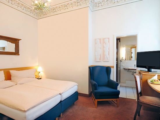 Фото отеля 4