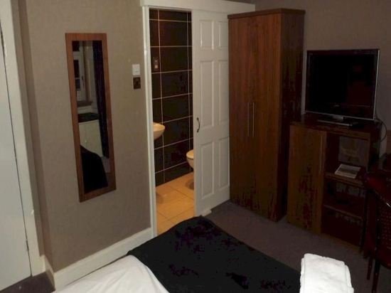 Фото Glazert Country House Hotel