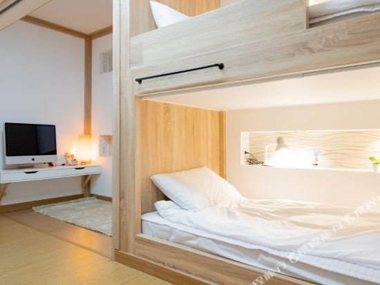 Фото Huayuan House Hongdae - Hostel