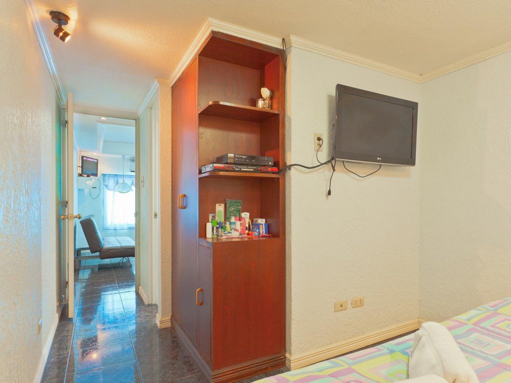 Фото Blue Rock Beach Resort