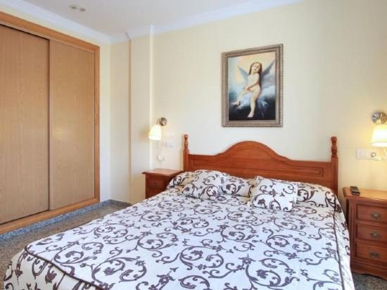 Фото Hotel Reyesol