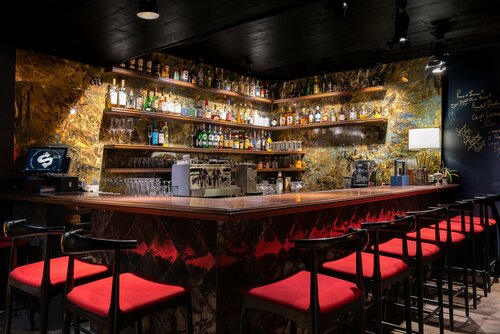 Үлкен табиғи кеудесі бар әйелдер порно