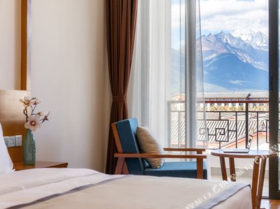 Фото Snowy Sands Resort