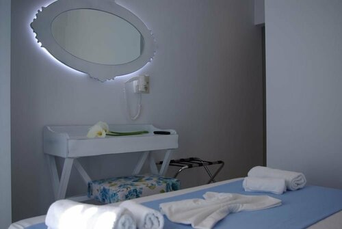 Гостиница George Hotel в Лименарии