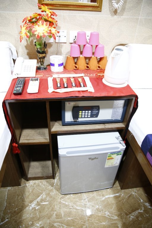 Фото Sandhu guest house