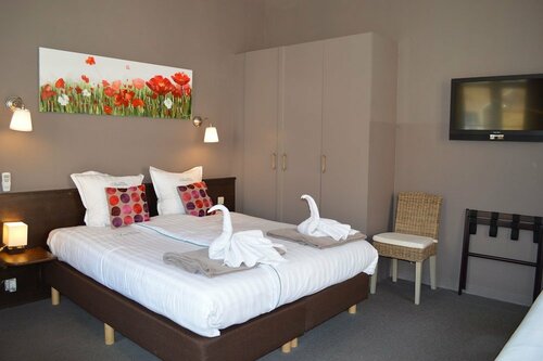 Гостиница Hotel Ambrosia в Ипре