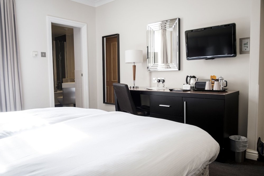 Фото The Sanctuary House Hotel