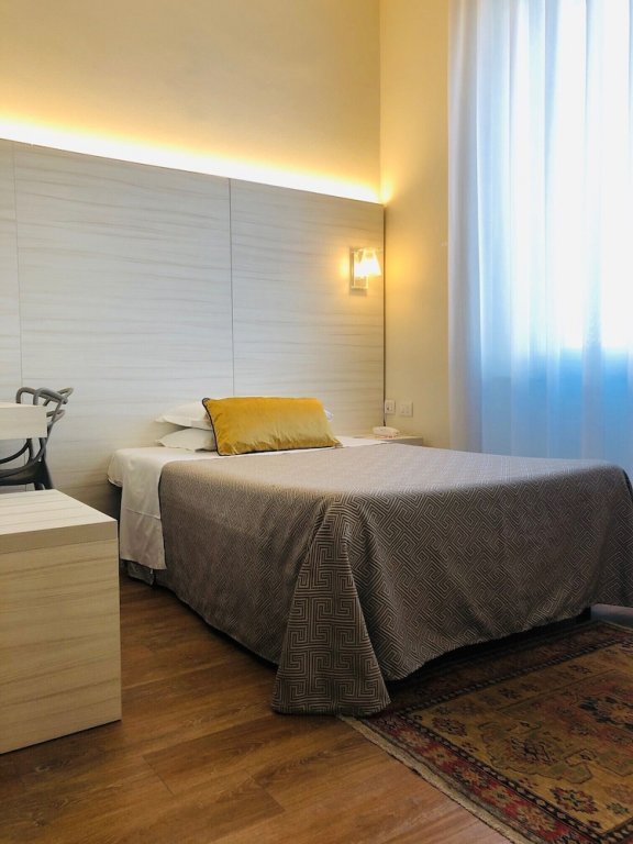 Фото Hotel La Nuova Rotaia