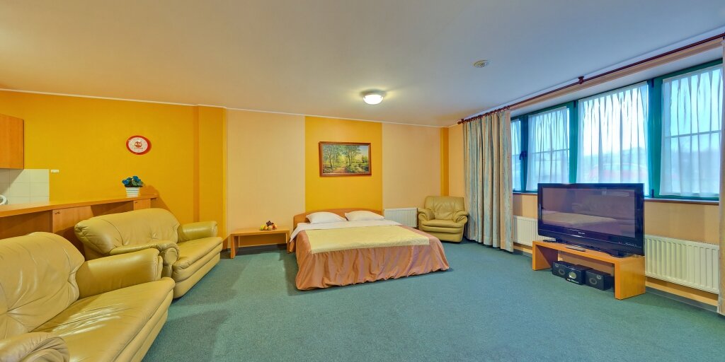 Фото Р. История