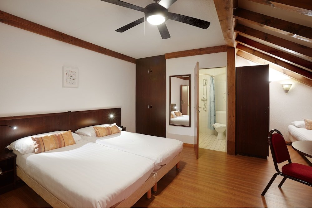 Фото Hotel Calvy